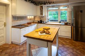 Herga Wine Estate - Old lady - Holiday Home 