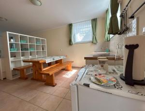 SOS Apartments 