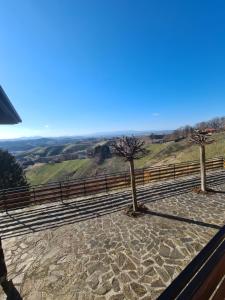 TRUTH WINES HOUSE 