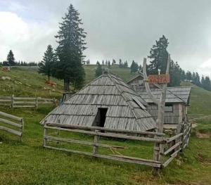 Koča NA PIRČO'V - Gojška planina