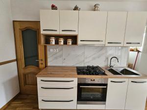 Apartma Cipresa 