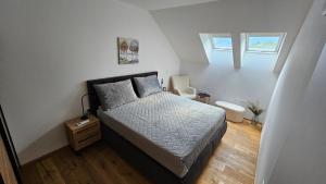 Apartment 1 Pearl 