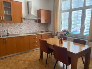 Apartma ROGATEC 2 