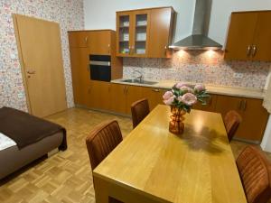 Apartma ROGATEC 2 