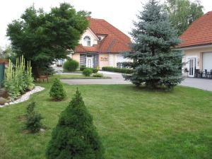 Apartmaji in sobe RaMar 