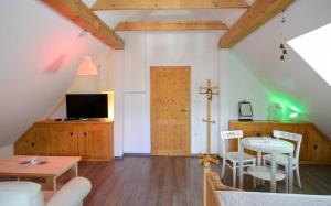 Rustic House 13 