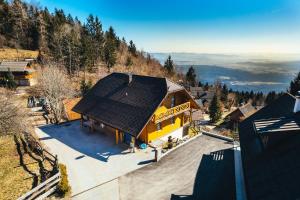 Mt Krvavec Apartment Story - Happy Rentals
