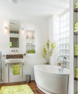 Peaceful Heartwarming Home With A Green Terrace 