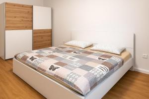 Modern & Cozy Apartment Jesenice 
