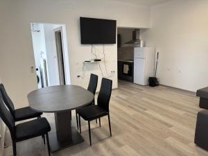 Jack apartments 