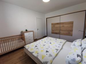 Apartma Lipa 