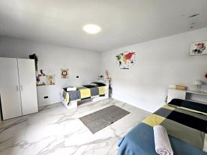 Rozna Retreat 