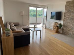 Apartment9B