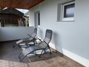Apartment9B 