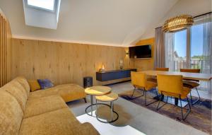 Gorgeous Apartment In Rogasovci 
