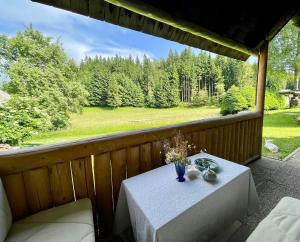 Vacation cottage house Enya