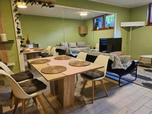 Radoslove Apt 