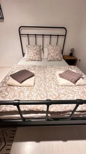 Room under Velika planina 