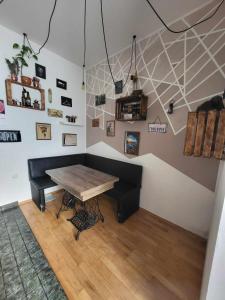 Studio AK 