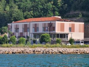 Hotel Lavender - Oleander Resort 
