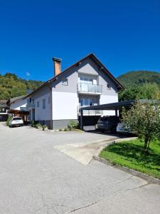 Apartma LONČAR