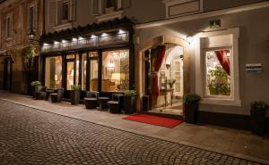 Allegro Hotel 