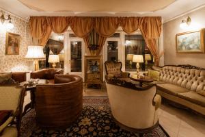 Allegro Hotel 