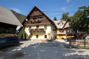 Farmhouse pri Miklavu