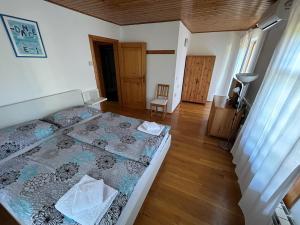Stres-less Sunny Apartments 