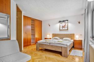 Resort pod orehi - Bled - Apartma & Glamping & Savna 