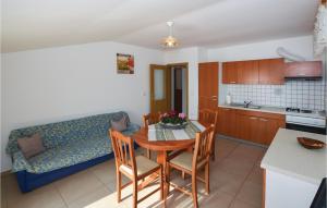 2 Bedroom Amazing Apartment In Portoroz 