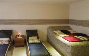 Beautiful Apartment In Lasko With Wifi 