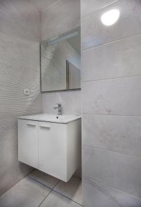 Rooms & Apartments Banjac 