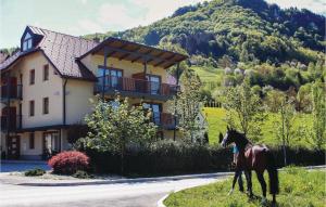Stunning Apartment In Lasko With Wifi