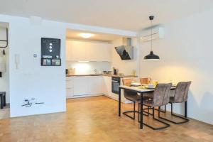 Strict city apartments 