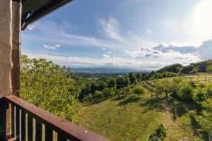 Cosy Hill Home Rucman With a Breathtaking View 