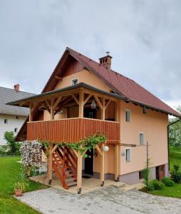 Apartment Ravnik