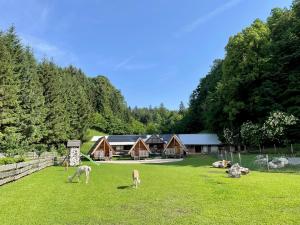 Wooden Cabin Kamna Gorica 