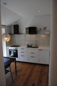 Apartment with Free Parking 