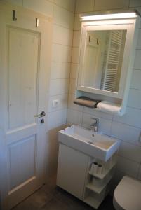 Apartment with Free Parking 