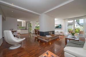 Luxury Apartment Nana 