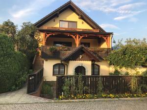 Bled Home 