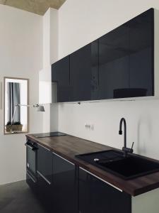 Street Flat 