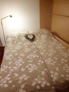 Red Rose Apartment 