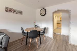 Apartmaji Hodak 