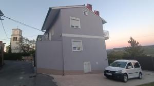 Apartmaji Hrvatin v Kortah 