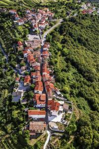 Apartmaji Hrvatin v Kortah 