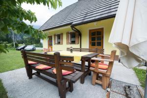Yellow house 