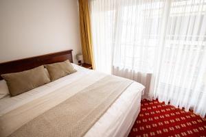 Hotel Zvezda 