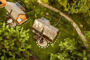 Glamping Mountain Fairy Tale 